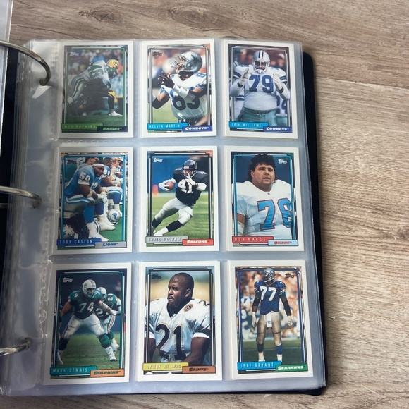 Football Cards - Picture 5 of 15